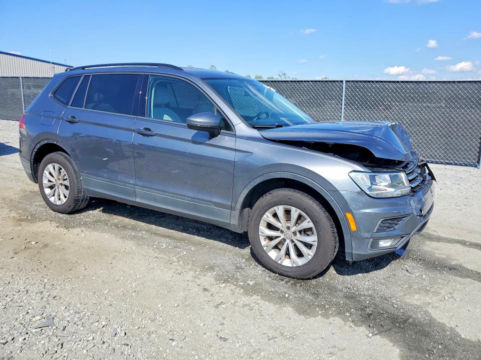 2018 Volkswagen Tiguan მანქანა იყიდება აუქციონზე, vin: 3VV1B7AX6JM019414, აუქციონის ნომერი: 57838546