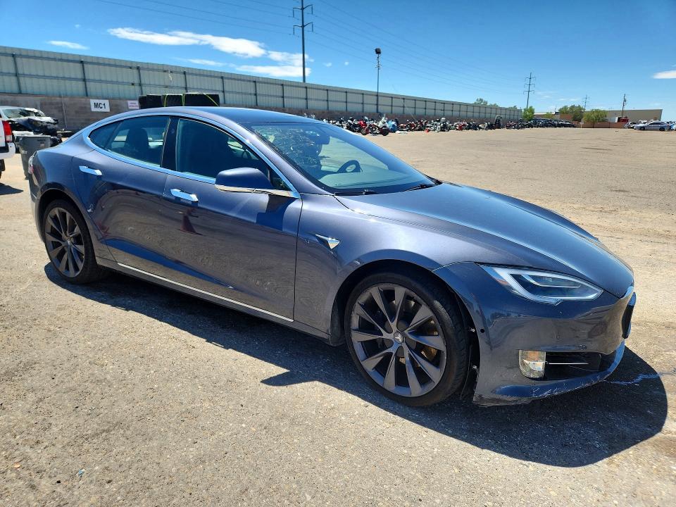 58761086 :رقم المزاد ، 5YJSA1E20MF427773 vin ، 2021 Tesla Model S مزاد بيع
