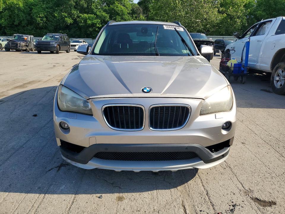 56606106 :رقم المزاد ، WBAVL1C52FVY29204 vin ، 2015 Bmw X1 مزاد بيع