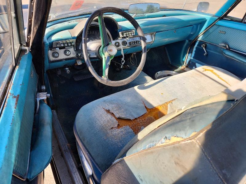 1960 Chrysler New Yorker მანქანა იყიდება აუქციონზე, vin: 8103115967, აუქციონის ნომერი: 58851106