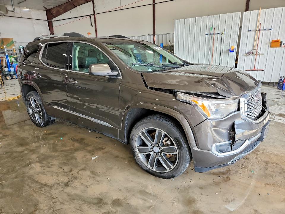 56106446 :رقم المزاد ، 1GKKNXLSXKZ144447 vin ، 2019 Gmc Acadia مزاد بيع