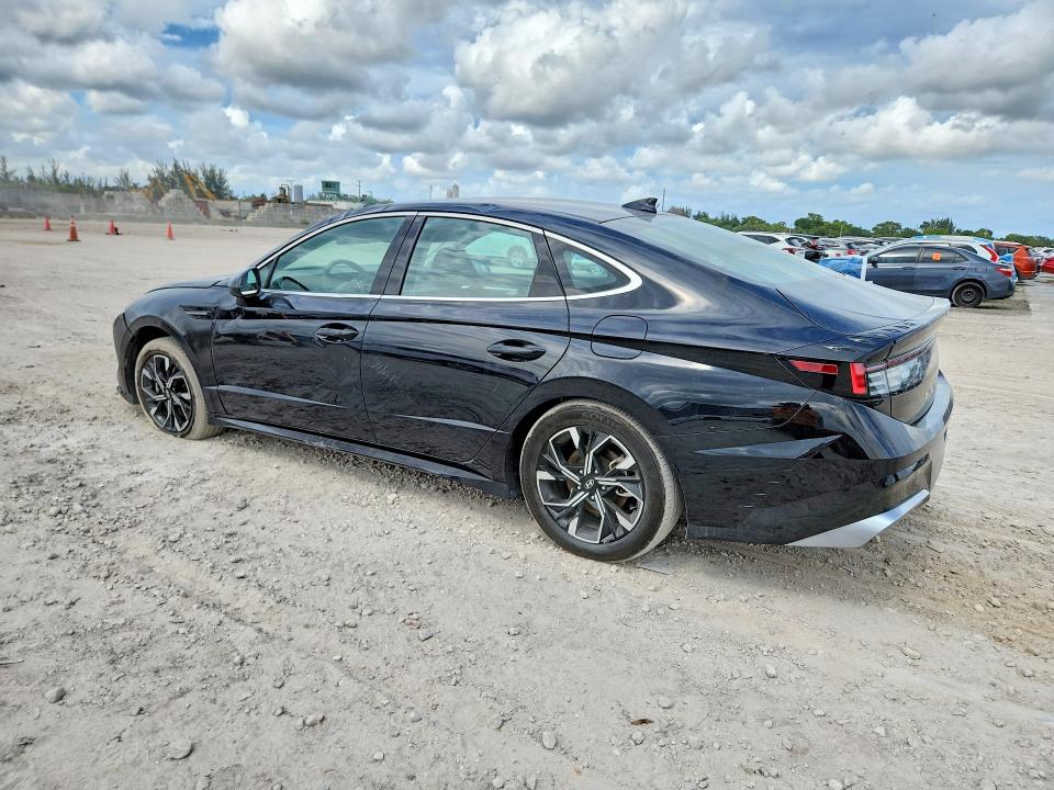 2025 Hyundai Sonata მანქანა იყიდება აუქციონზე, vin: KMHL64JAXSA482107, აუქციონის ნომერი: 56862516