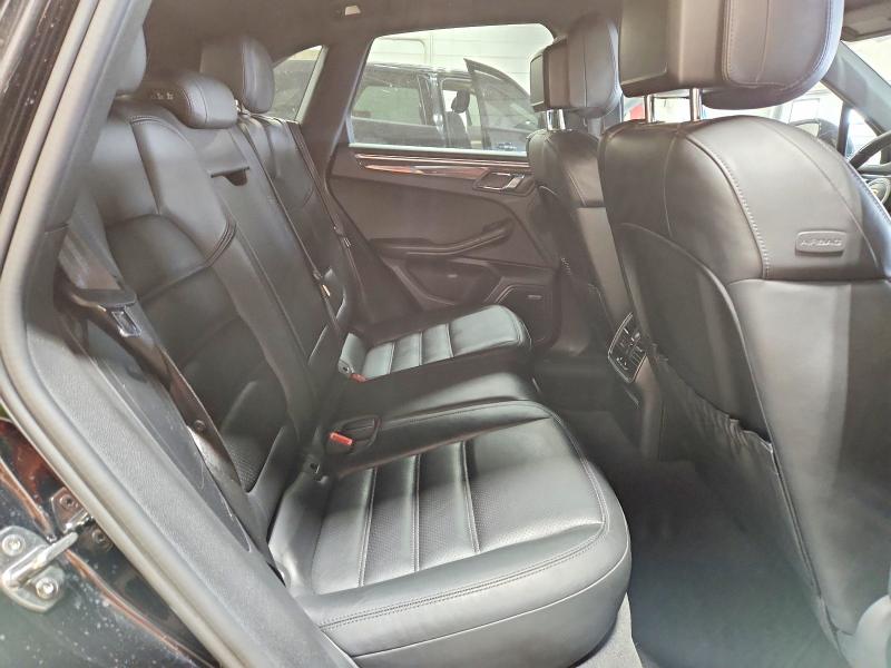57447876 :رقم المزاد ، WP1AB2A51GLB46631 vin ، 2016 Porsche Macan مزاد بيع