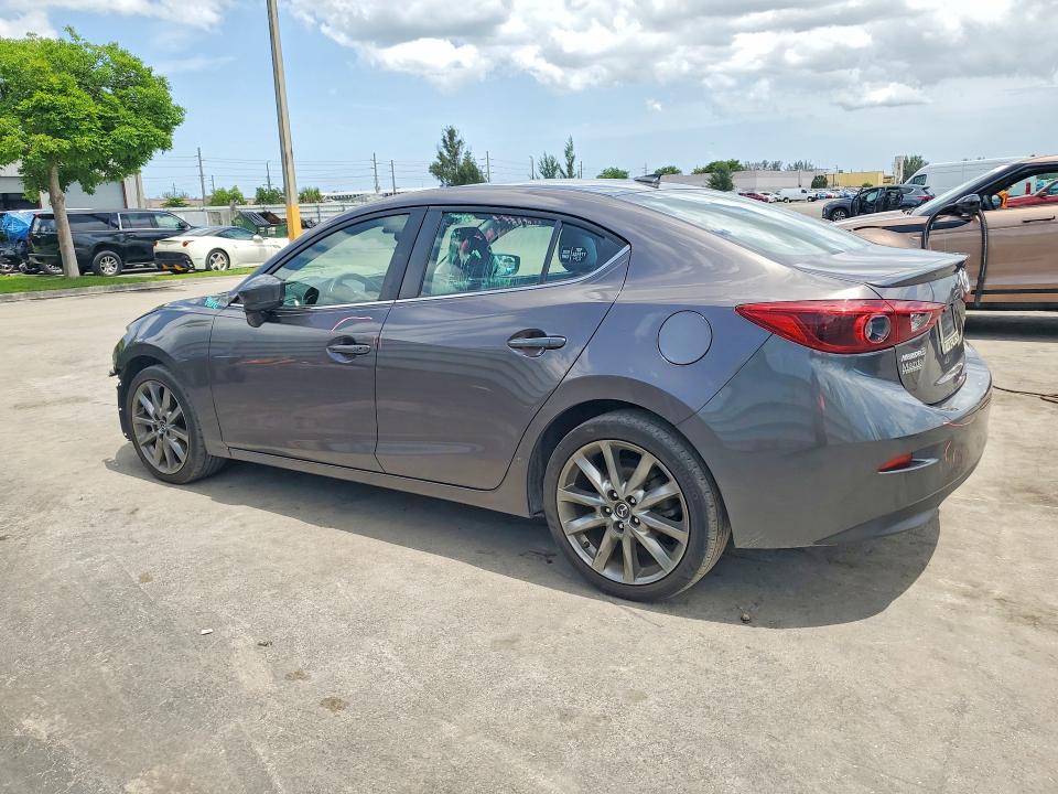 2018 Mazda 3 მანქანა იყიდება აუქციონზე, vin: 3MZBN1W39JM214790, აუქციონის ნომერი: 54674926