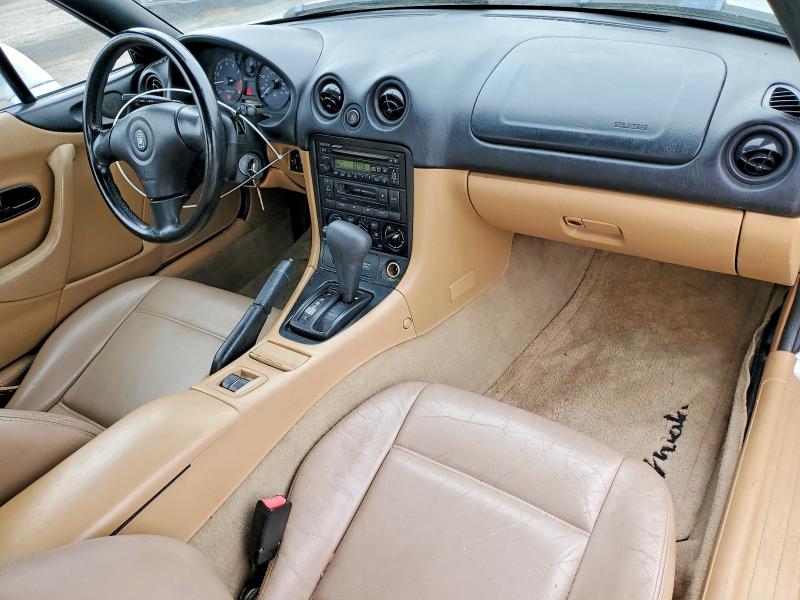 55823736 :رقم المزاد ، JM1NB3530Y0139738 vin ، 2000 Mazda Mx-5 Miata مزاد بيع