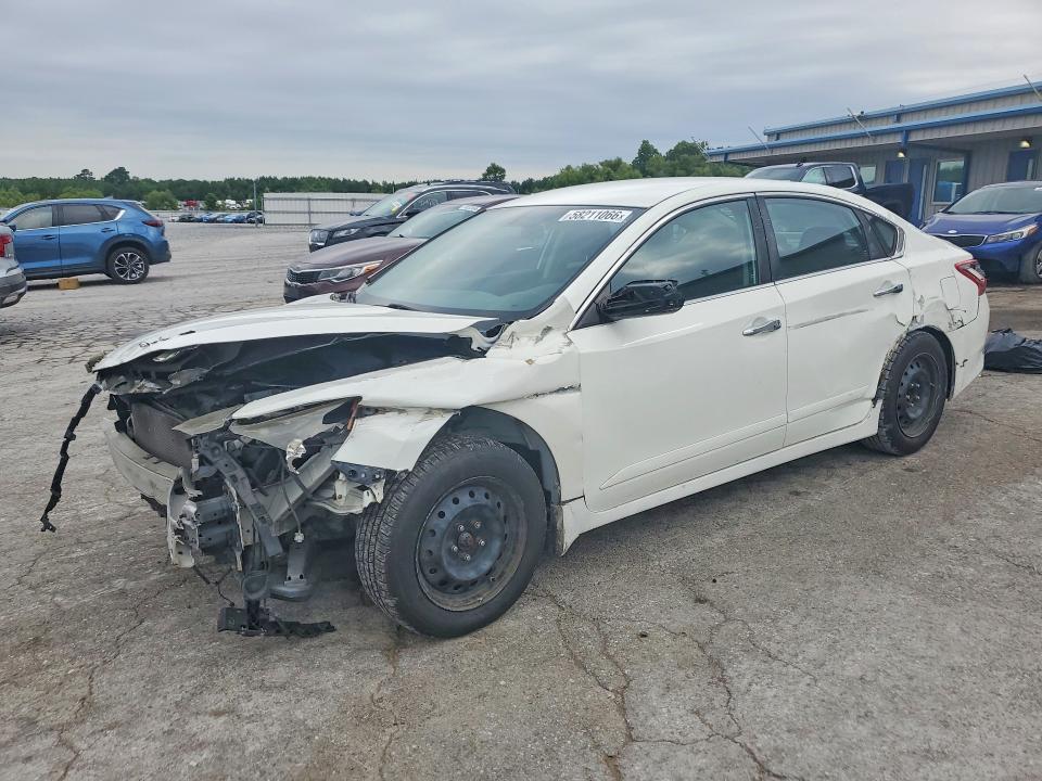 Auction sale of the 2017 Nissan Altima, vin: 1N4AL3AP8HC215893, lot number: 58211066