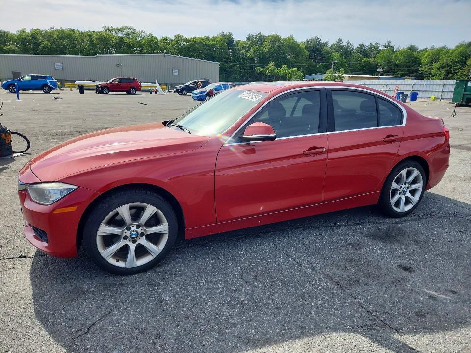56340866 :رقم المزاد ، WBA3C3G58FNS73297 vin ، 2015 Bmw 320 مزاد بيع