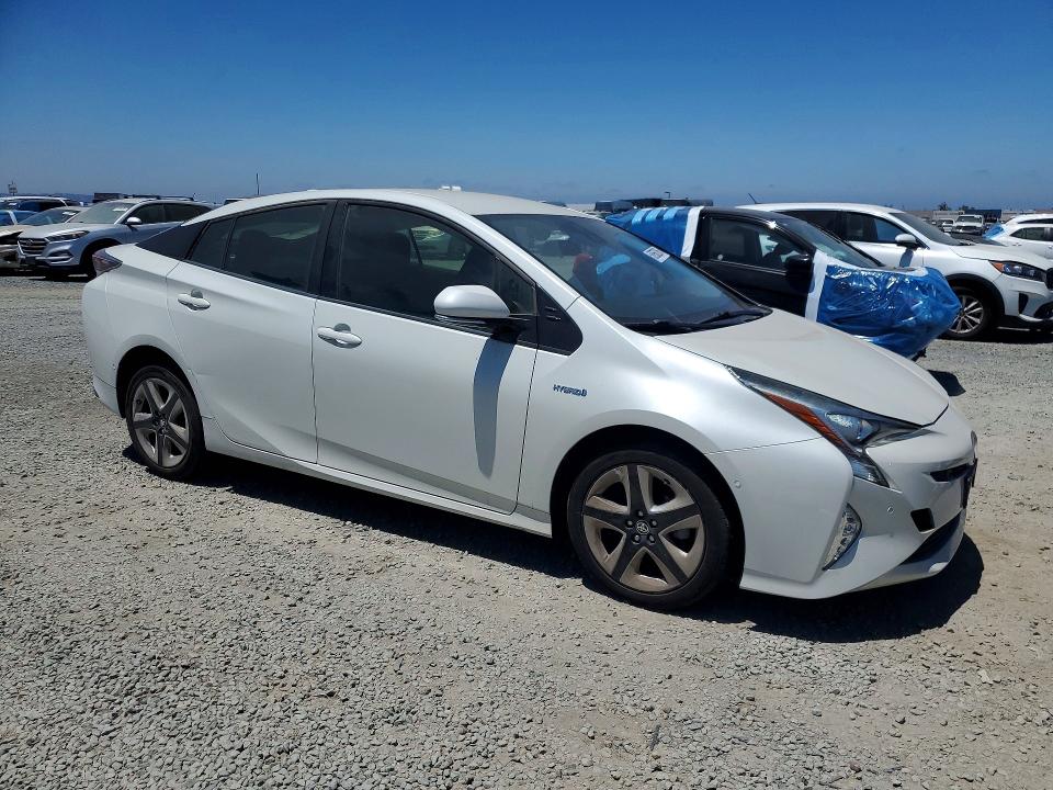 58950206 :رقم المزاد ، JTDKARFUXJ3551007 vin ، 2018 Toyota Prius مزاد بيع