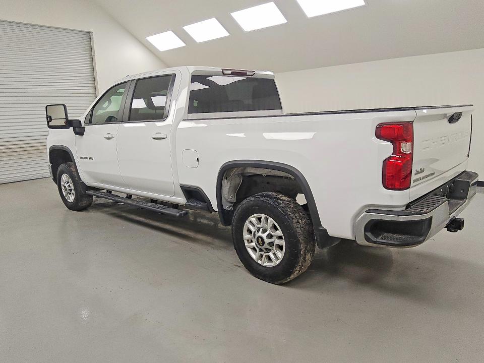 Продажа на аукционе авто 2024 Chevrolet Silverado, vin: 2GC4YNE72R1117545, номер лота: 55496446