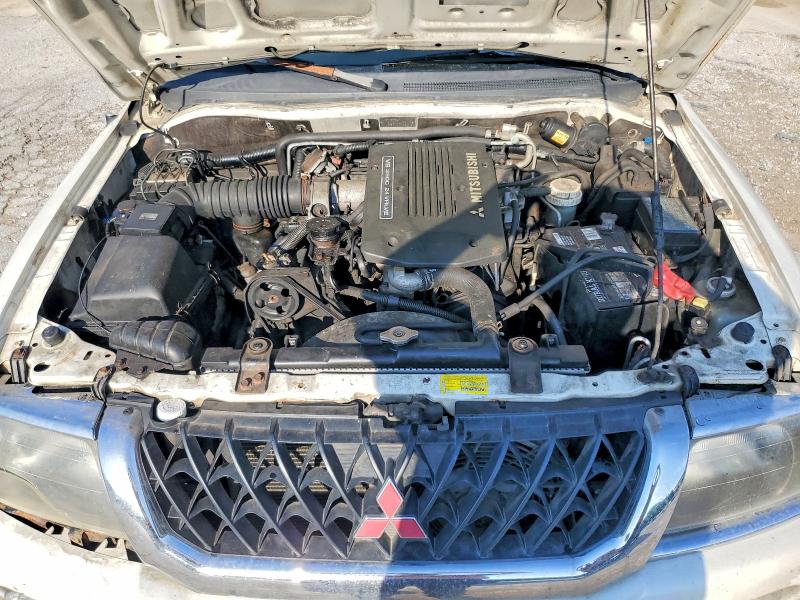 2000 Mitsubishi Montero მანქანა იყიდება აუქციონზე, vin: JA4MT41R7YP037007, აუქციონის ნომერი: 58996506