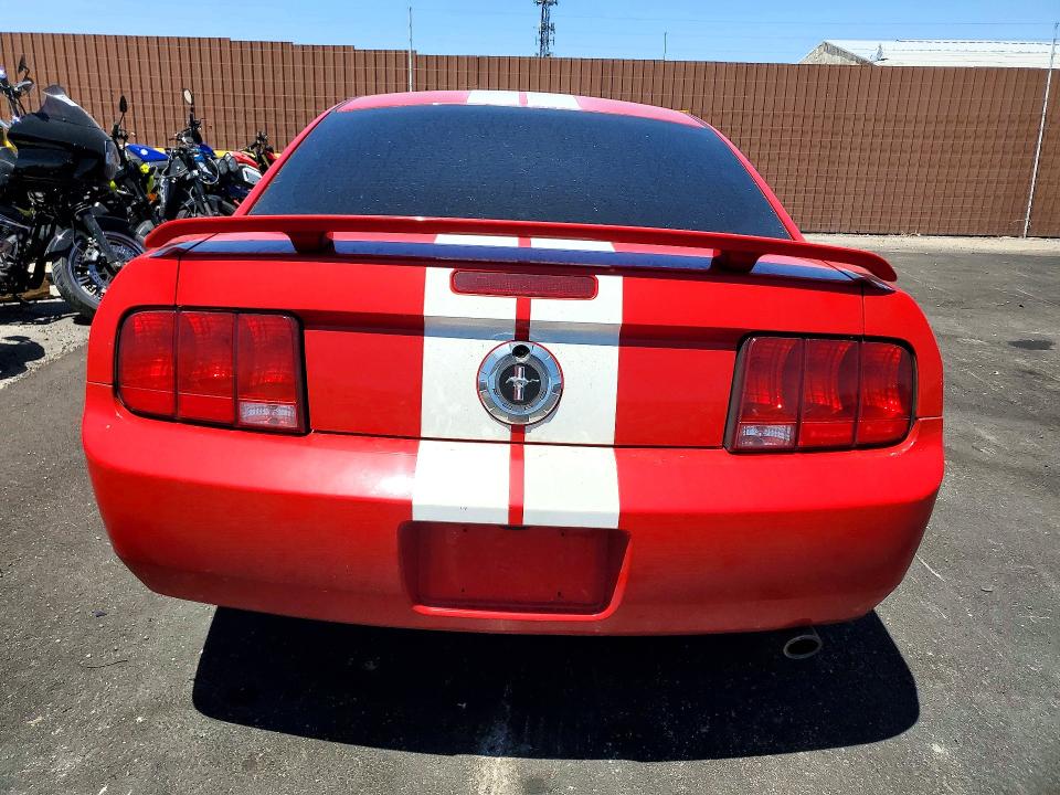 55885996 :رقم المزاد ، 1ZVFT80N765118065 vin ، 2006 Ford Mustang مزاد بيع