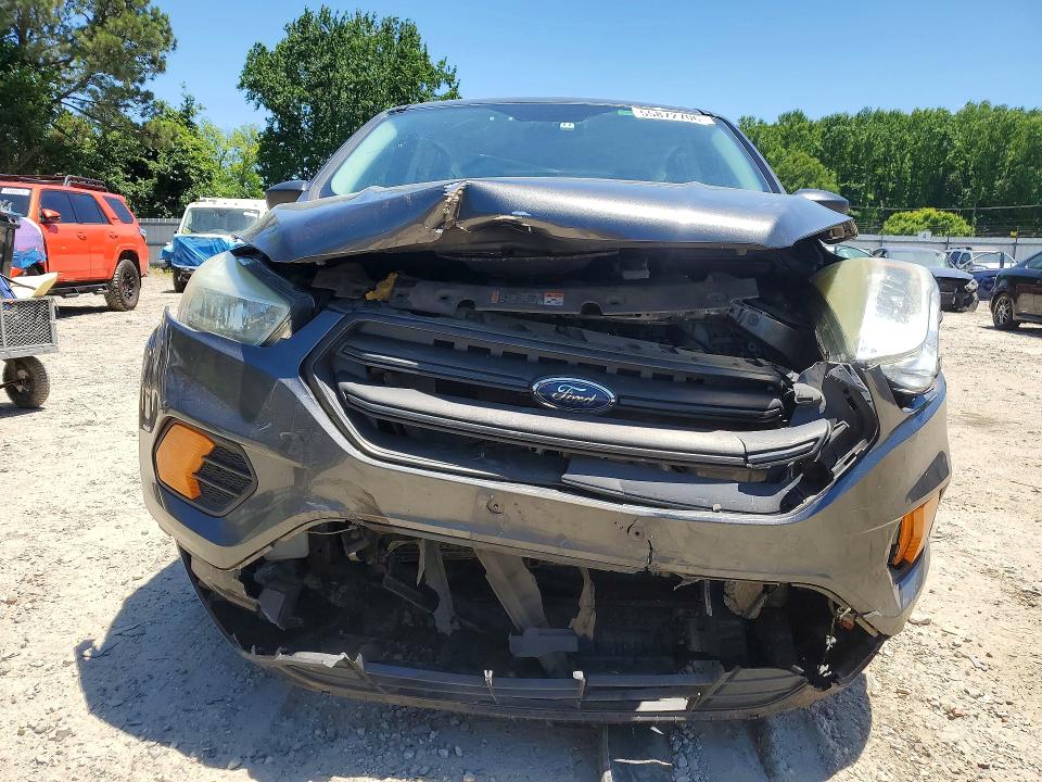 Продажа на аукционе авто 2017 Ford Escape, vin: 1FMCU0F78HUB74811, номер лота: 55872706