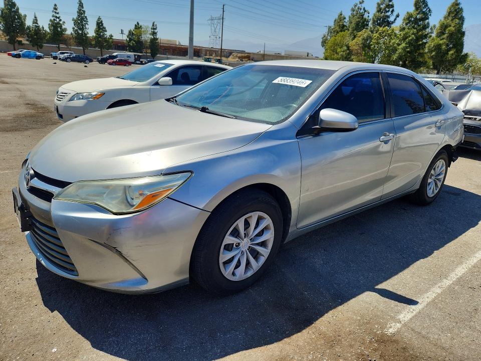 2015 Toyota Camry მანქანა იყიდება აუქციონზე, vin: 4T1BF1FK2FU968880, აუქციონის ნომერი: 58839246