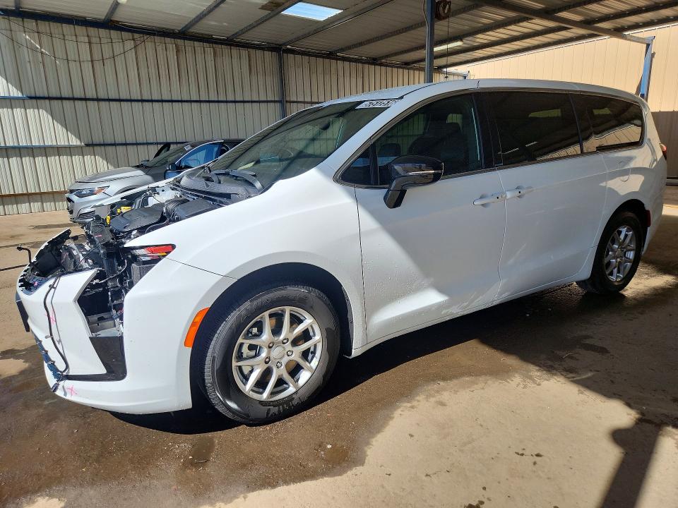 Продажа на аукционе авто 2027 Chrysler Pacifica, vin: 2C4RC1BG3VR556685, номер лота: 57512516