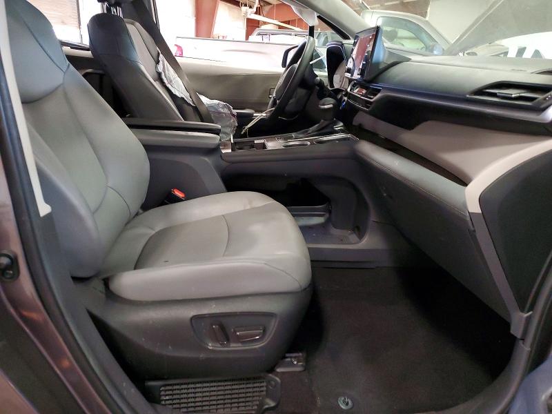 Продажа на аукционе авто 2024 Toyota Sienna, vin: 5TDYSKFC1RS118806, номер лота: 55496476
