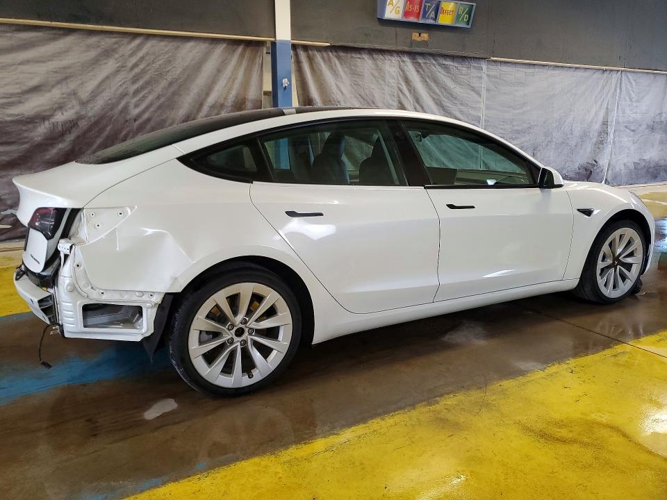 2022 Tesla Model 3 მანქანა იყიდება აუქციონზე, vin: 5YJ3E1EA0NF371982, აუქციონის ნომერი: 56357656