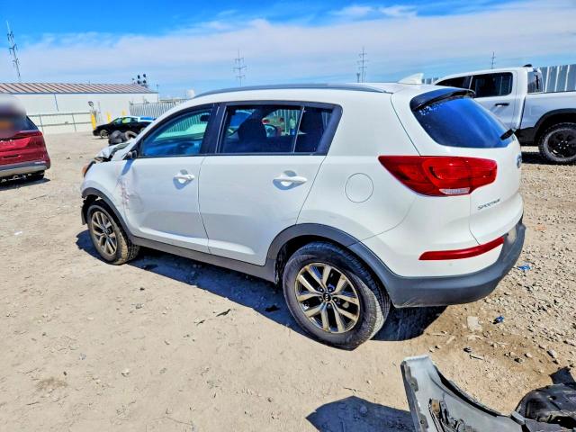 57580916 :رقم المزاد ، KNDPB3AC4F7712997 vin ، 2015 Kia Sportage مزاد بيع