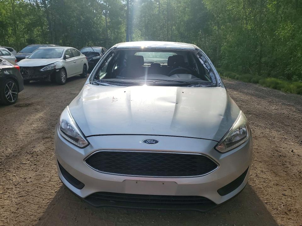 55647366 :رقم المزاد ، 1FADP3K26JL262933 vin ، 2018 Ford Focus مزاد بيع