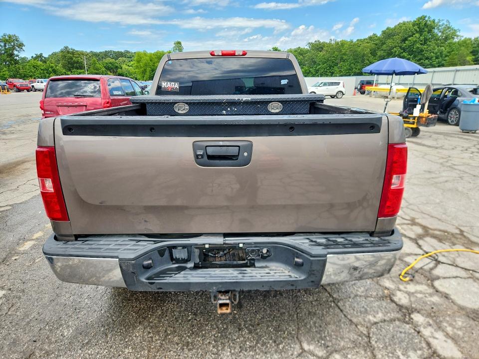 Продажа на аукционе авто 2013 Chevrolet Silverado, vin: 1GCRKSE78DZ252521, номер лота: 57640866