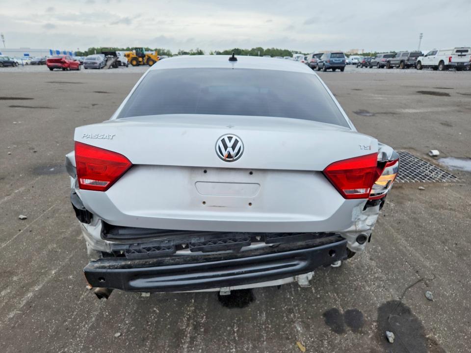 58001306 :رقم المزاد ، 1VWAS7A38EC112676 vin ، 2014 Volkswagen Passat مزاد بيع