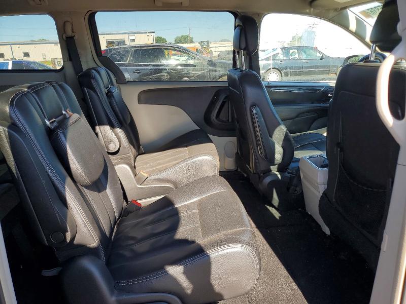 2014 Chrysler Town & Country მანქანა იყიდება აუქციონზე, vin: 2C4RC1BG0ER359991, აუქციონის ნომერი: 57925836