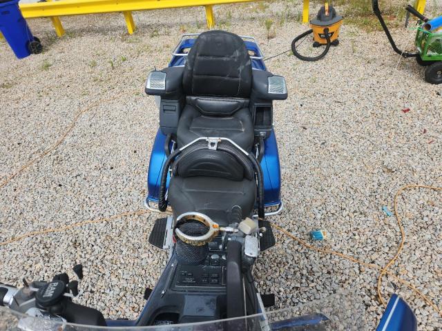 57218566 :رقم المزاد ، 1HFSC2208NA400386 vin ، 1992 Honda Gl1500 مزاد بيع