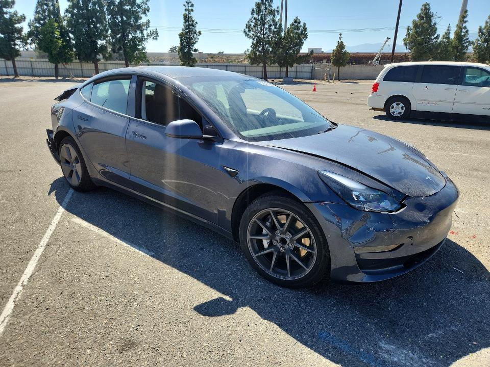 2022 Tesla Model 3 მანქანა იყიდება აუქციონზე, vin: 5YJ3E1EA0NF350100, აუქციონის ნომერი: 55618886