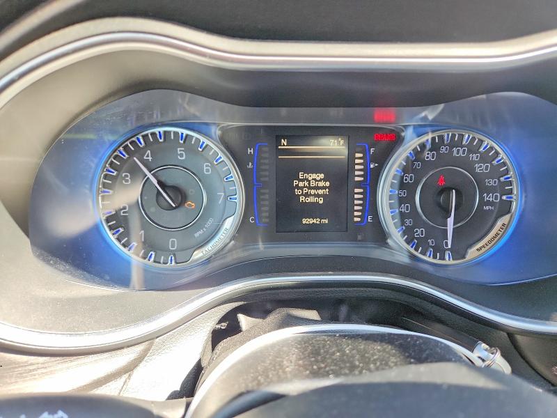 Продажа на аукционе авто 2015 Chrysler 200, vin: 1C3CCCAB2FN754569, номер лота: 57186766