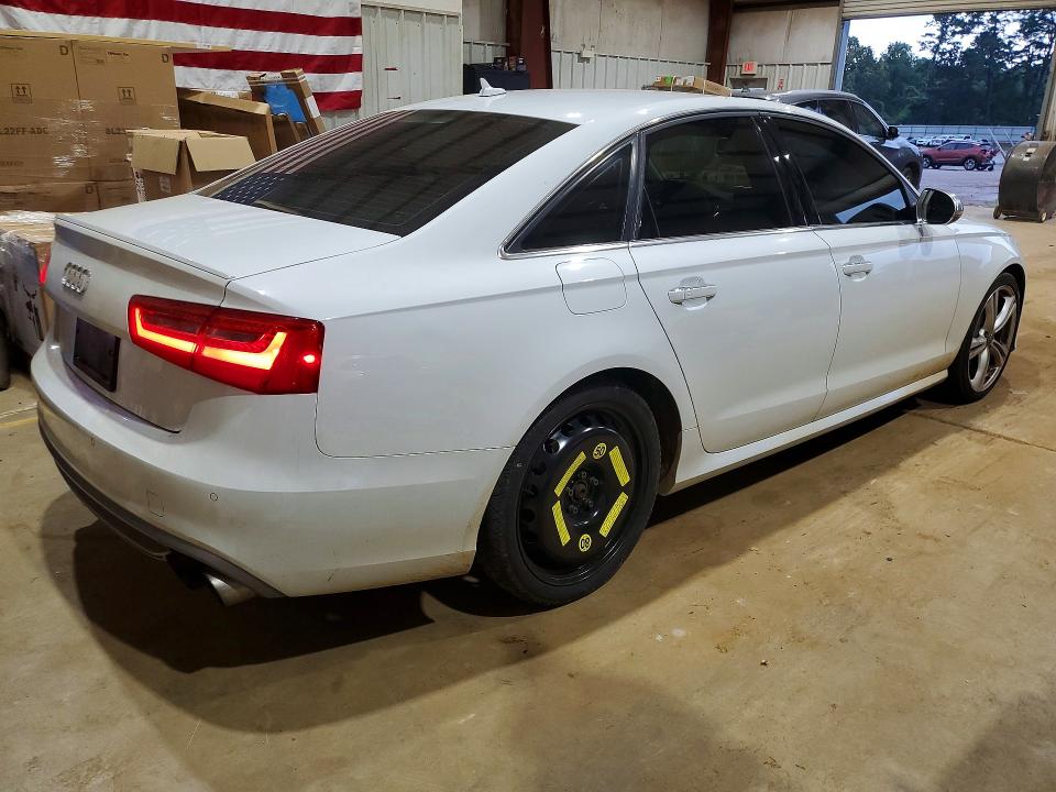55734756 :رقم المزاد ، WAUF2AFC5DN138859 vin ، 2013 Audi S6 مزاد بيع