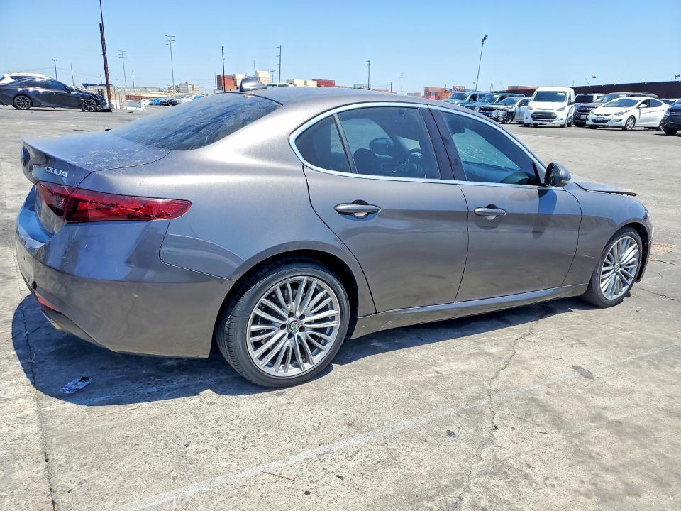 Aukcja sprzedaży 2017 Alfa Romeo Giulia, vin: ZARFAEEN6H7528692, numer aukcji: 57967686