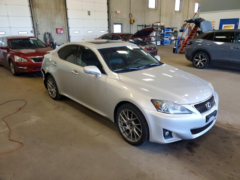 58257086 :رقم المزاد ، JTHCF5C22C5056100 vin ، 2012 Lexus Is مزاد بيع