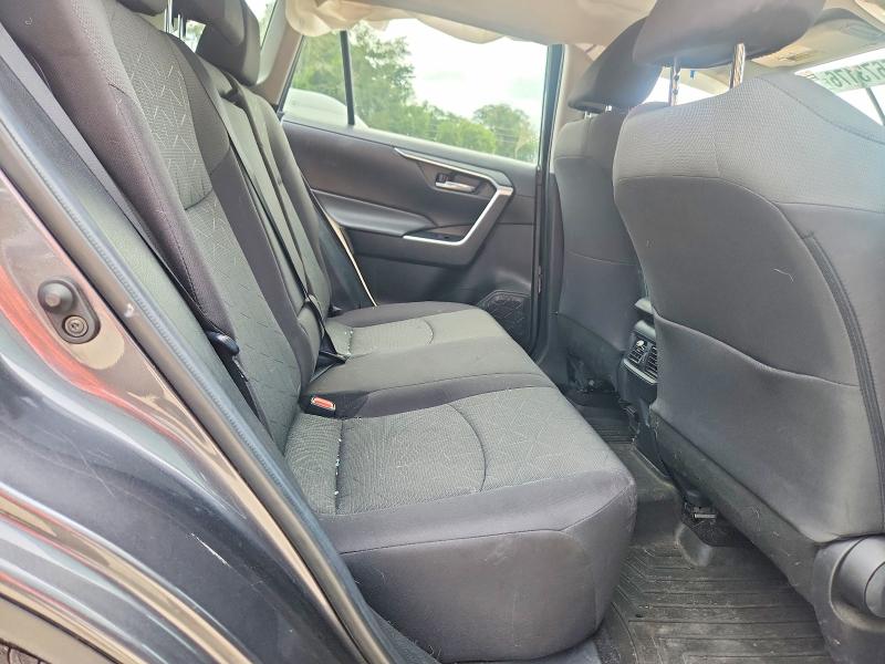 2021 Toyota Rav4 მანქანა იყიდება აუქციონზე, vin: 2T3W1RFV8MC138192, აუქციონის ნომერი: 55673176