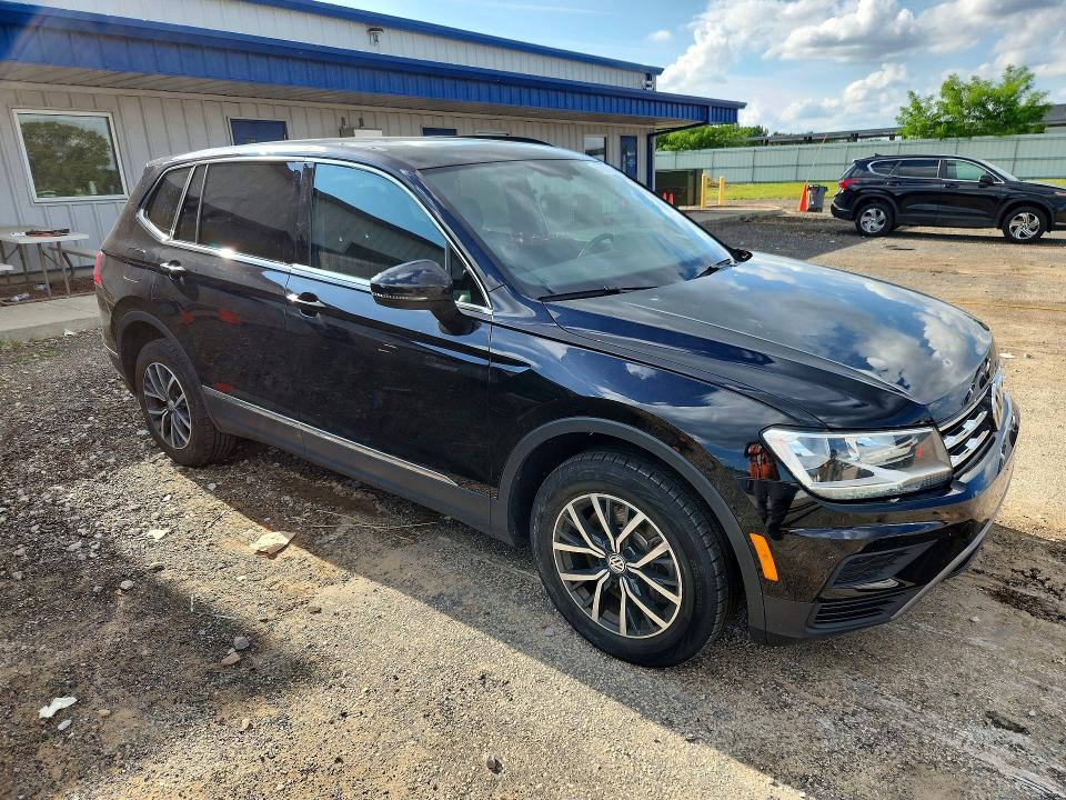 56859166 :رقم المزاد ، 3VV2B7AX2LM024200 vin ، 2020 Volkswagen Tiguan مزاد بيع