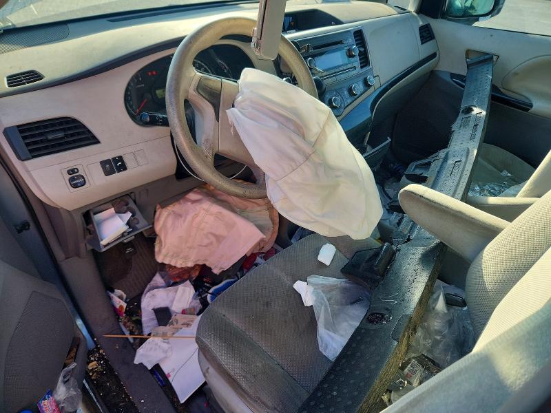 58460196 :رقم المزاد ، 5TDZK3DC7DS391089 vin ، 2013 Toyota Sienna مزاد بيع