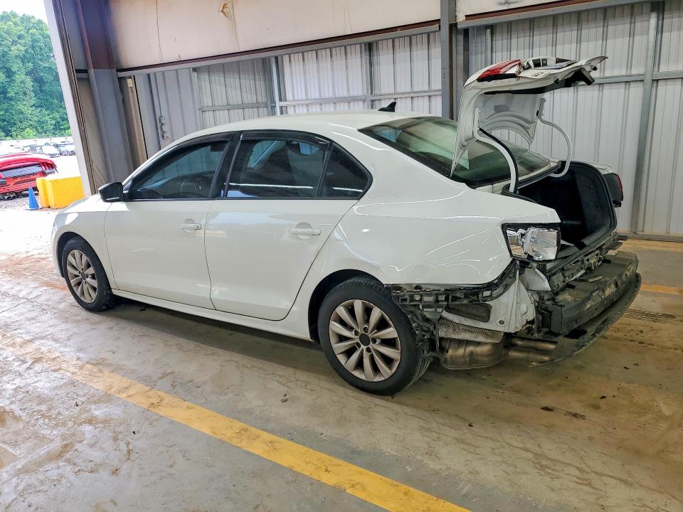 55776136 :رقم المزاد ، 3VWLA7AJXFM341161 vin ، 2015 Volkswagen Jetta مزاد بيع