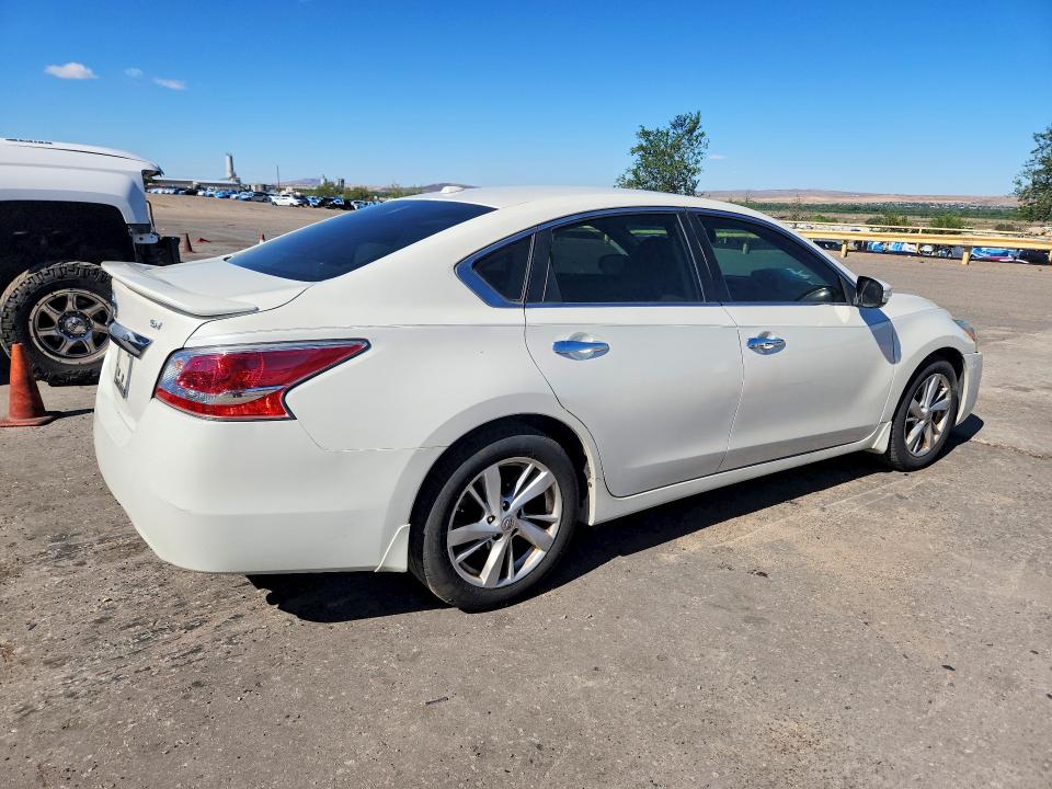 58806436 :رقم المزاد ، 1N4AL3AP3FC126231 vin ، 2015 Nissan Altima مزاد بيع