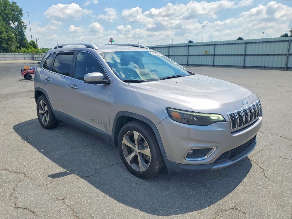 57689016 :رقم المزاد ، 1C4PJLDB2LD599957 vin ، 2020 Jeep Cherokee مزاد بيع