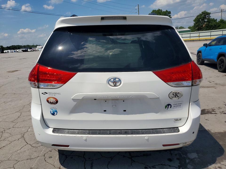 Продажа на аукционе авто 2011 Toyota Sienna, vin: 5TDYK3DCXBS031369, номер лота: 57192836