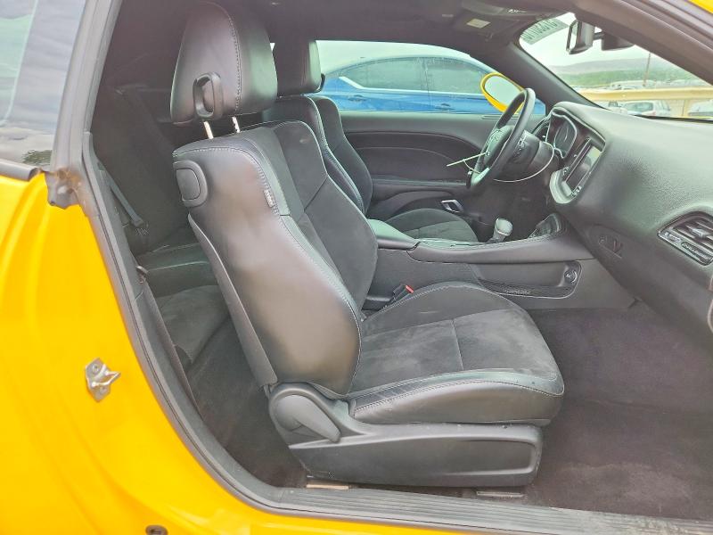 57330716 :رقم المزاد ، 2C3CDZAGXJH200127 vin ، 2018 Dodge Challenger مزاد بيع
