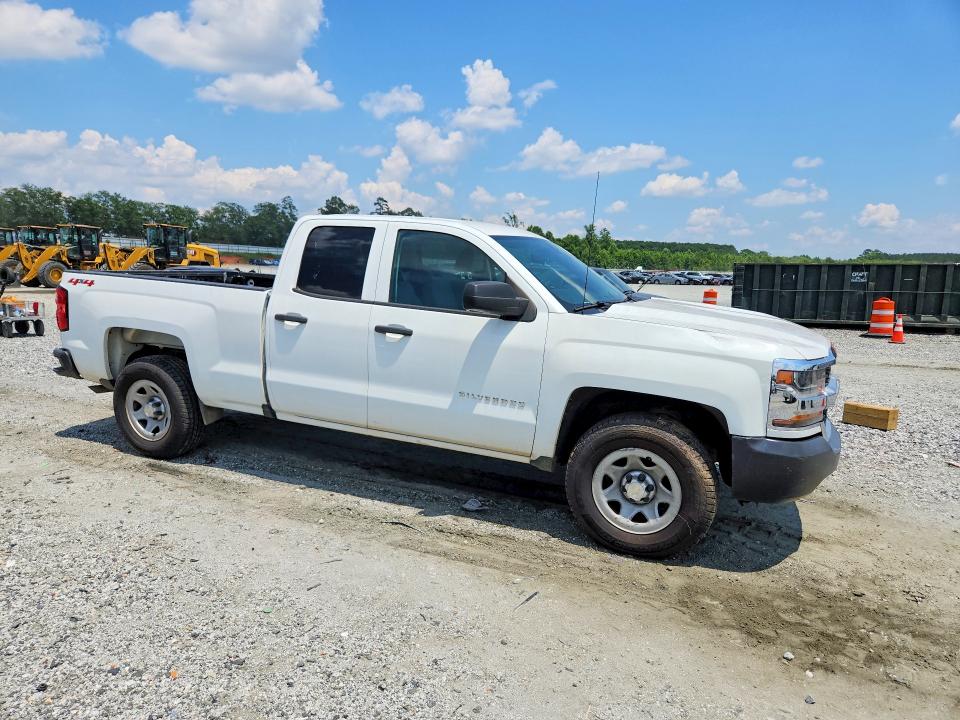 Продаж на аукціоні авто 2018 Chevrolet Silverado, vin: 1GCVKNEC0JZ317824, номер лоту: 57147006