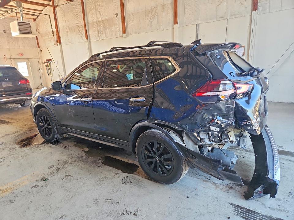 Продажа на аукционе авто 2017 Nissan Rogue, vin: 5N1AT2MV0HC804897, номер лота: 57651566