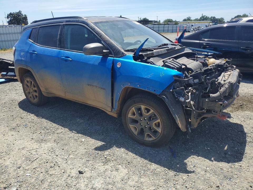 55183916 :رقم المزاد ، 3C4NJDDB3HT646251 vin ، 2017 Jeep Compass مزاد بيع