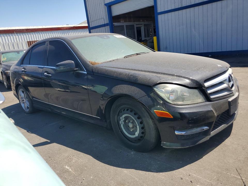 Продажа на аукционе авто 2013 Mercedes-benz C, vin: WDDGF4HB0DR241378, номер лота: 56495426