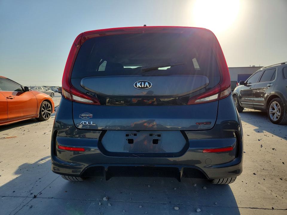 2021 Kia Soul მანქანა იყიდება აუქციონზე, vin: KNDJ63AU6M7792299, აუქციონის ნომერი: 58780516