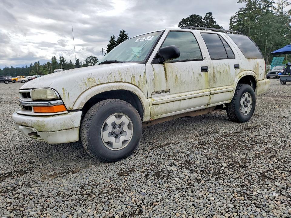 59020716 :رقم المزاد ، 1GNDT13X03K142162 vin ، 2003 Chevrolet Blazer مزاد بيع