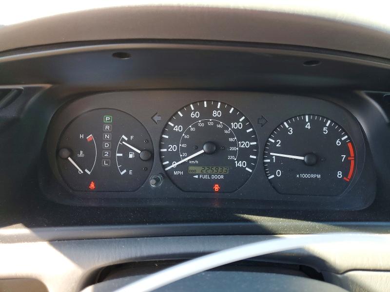 55596956 :رقم المزاد ، JT2BG22K310539608 vin ، 2001 Toyota Camry مزاد بيع