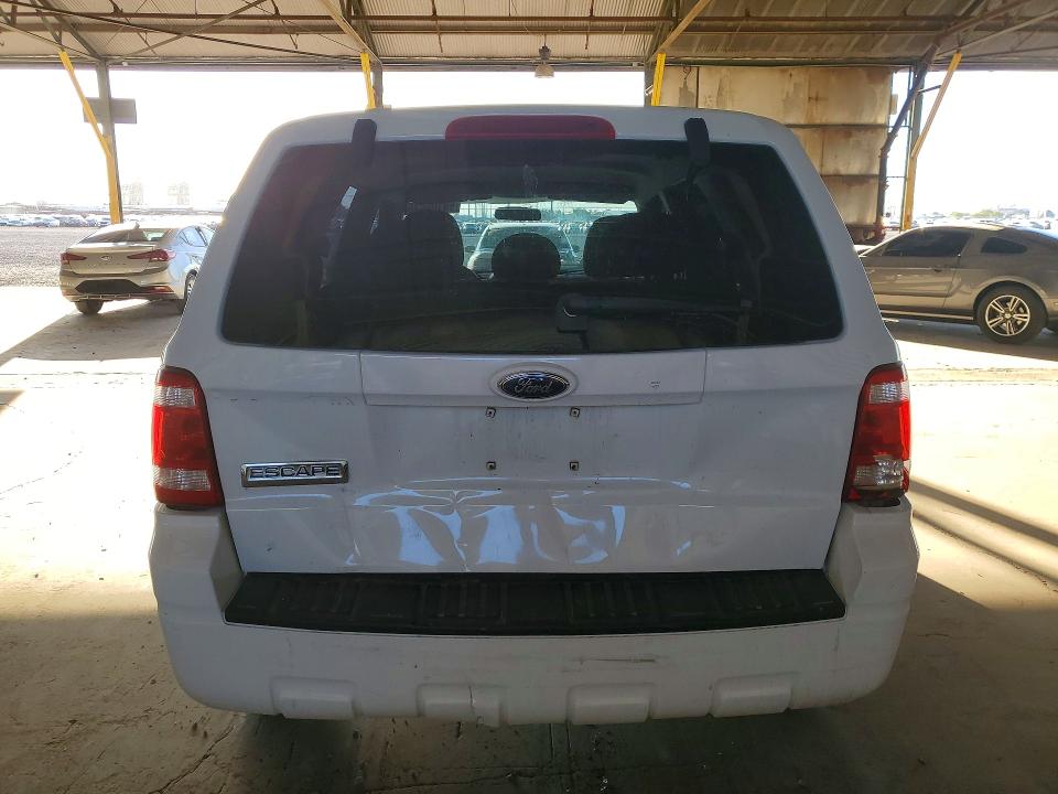 2008 Ford Escape მანქანა იყიდება აუქციონზე, vin: 1FMCU02Z98KE01393, აუქციონის ნომერი: 58106036