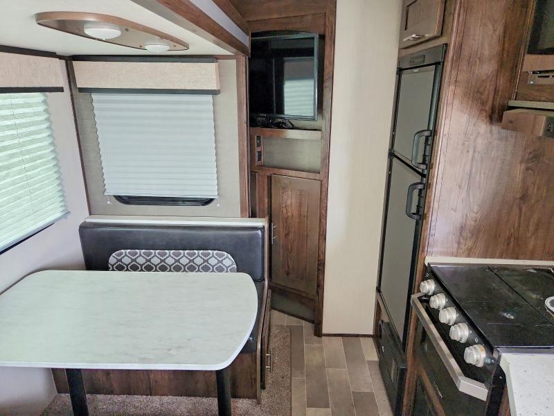 2019 Cruiser Recreational Vehicle (rv) მანქანა იყიდება აუქციონზე, vin: 5RXFB3223K2404015, აუქციონის ნომერი: 55065666