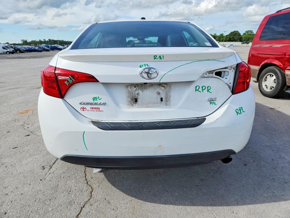 55656216 :رقم المزاد ، 2T1BURHE6JC079702 vin ، 2018 Toyota Corolla مزاد بيع