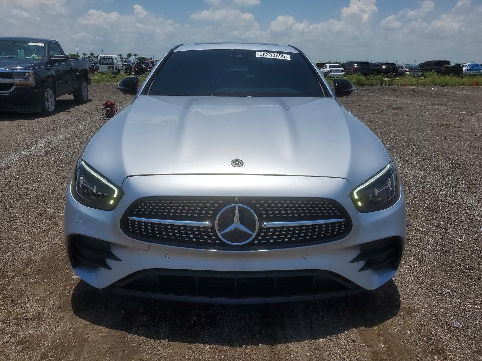 58283696 :رقم المزاد ، W1KZF8DB9NB088077 vin ، 2022 Mercedes-benz E مزاد بيع